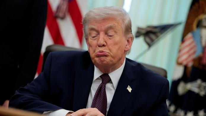 „NATO mě nikdy nepřesvědčilo. Vždy jsem věděl, že je to papírový tygr,“ prohlásil Donald Trump. 