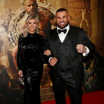 Karlos Vémola s manželkou Lelou