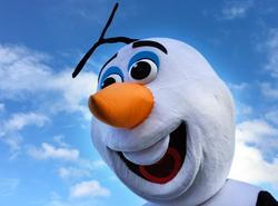 Oblíbený sněhulák Olaf z pohádky Ledové království, ilustrační foto.