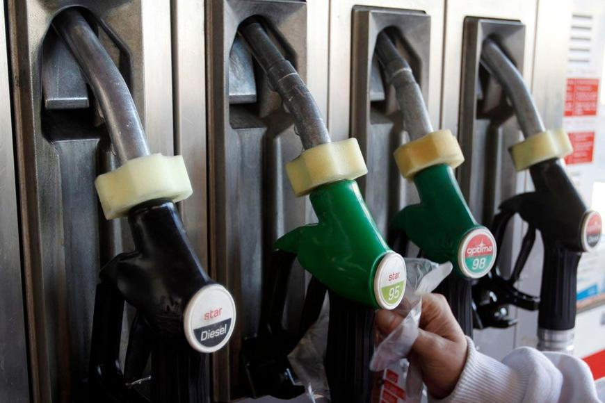 Bič na pumpaře se v Německu neujal, nafta je u sousedů rekordně drahá