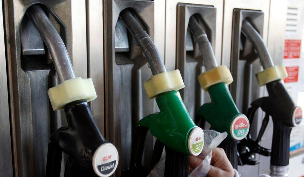 Ropa, benzin, čerpací stanice