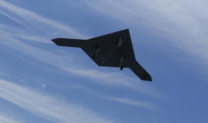 Fotogalerie: Tak vypadal první start bezpilotního letounu X-47B z letadlové loďi