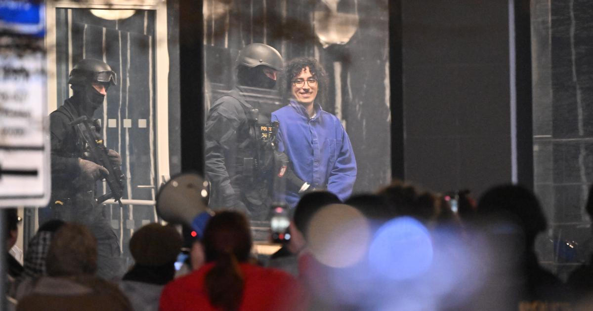 Rady pro „zadržené soudružstvo“. Manuál aktivistů nabádá, jak se připravit na policii