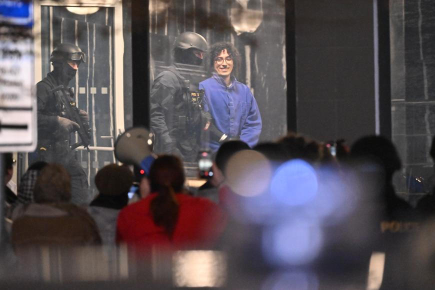 Rady pro „zadržené soudružstvo“. Manuál aktivistů nabádá, jak se připravit na policii