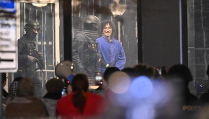 Okresní soud v Pardubicích, obviněný, jednání o vazbě, policisté