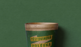 Důvodem bylo to, že ženy začaly chodit do zaměstnání a na vaření už neměly tolik času.
