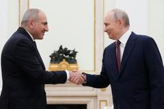 Arménský premiér Nikola Pašinjan a ruský prezident Vladimir Putin.