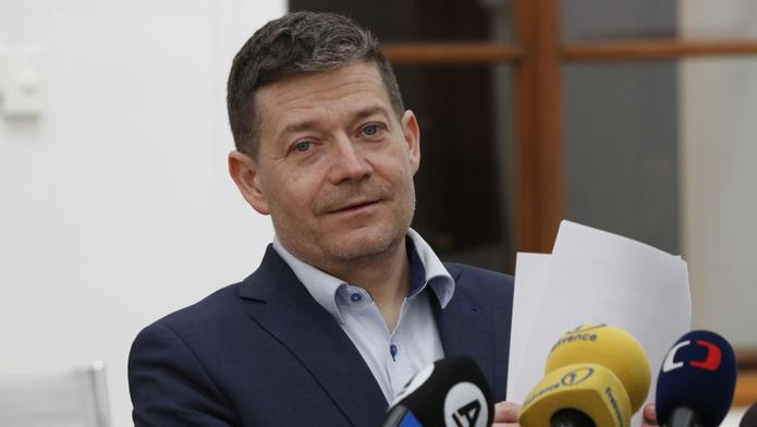 Místopředseda sněmovny za ANO Patrik Nacher mluví o tom, jak prosazuje veganskou stravu v poslaneckém jídelníčku.