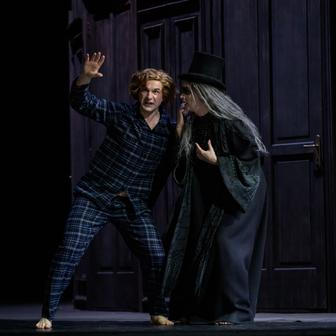 Matthew Newlin (Parsifal) a Ester Pavlů (Kundry) vytvořili mezi ústřední dvojicí skvělé napětí.