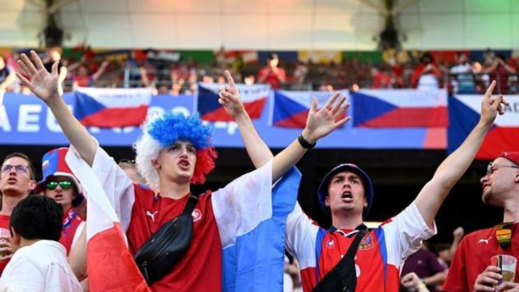 Kolik fanoušků dorazí s českou fotbalovou reprezentací na letošní MS?