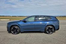 To má na délku 4782 mm a mezi nápravami 2897 mm. Jeho konkurenty jsou třeba Mercedes GLC nebo Tesla Model Y.