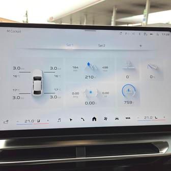 Vzhledem k tomu, že testovaný kus byl vybavený M paketem, nechybí v systému ani funkce měřící právě nejrůznější sportovní ukazatele.
