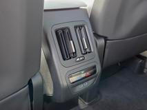 Třetí zóna automatické klimatizace je za příplatek.