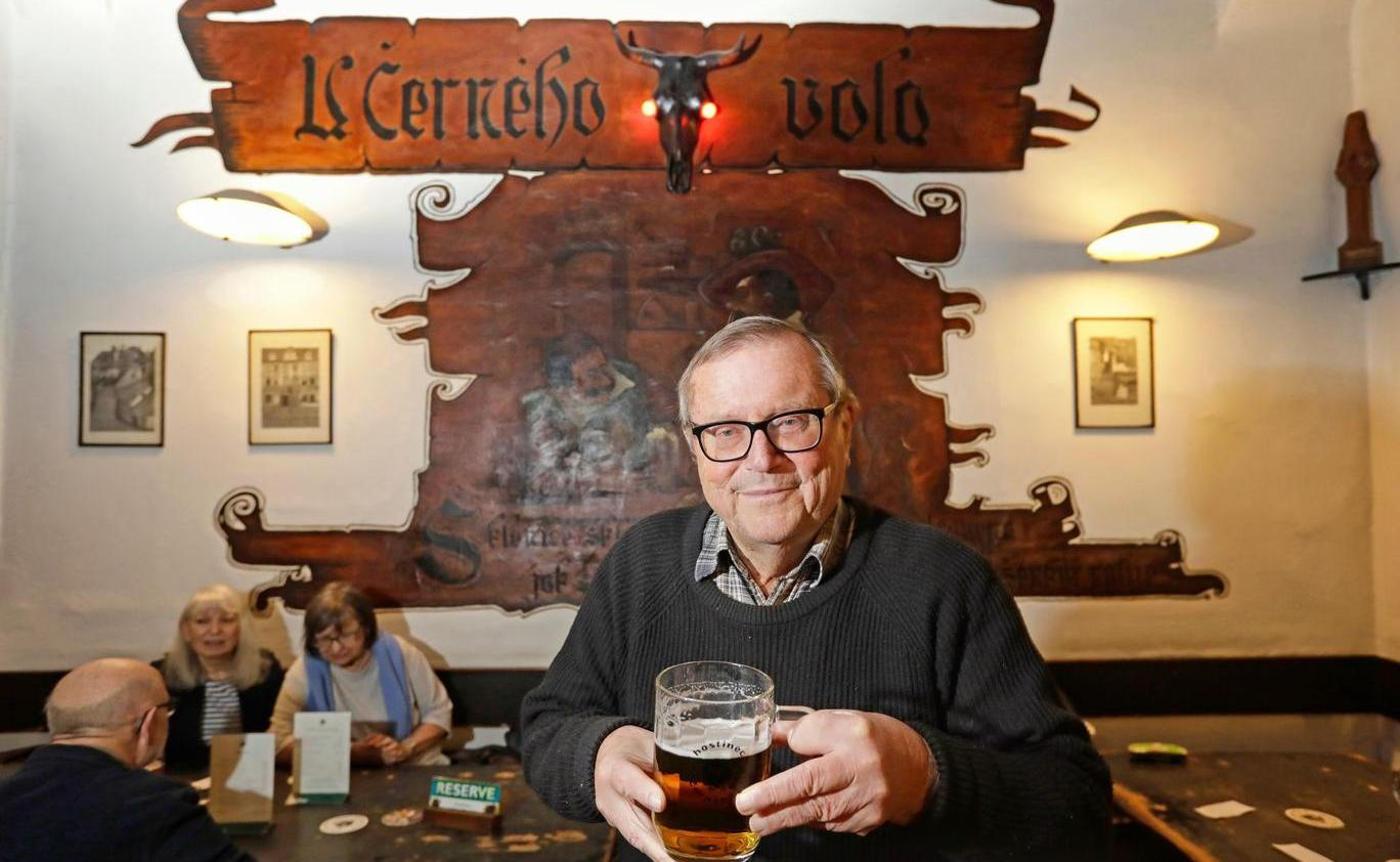 Hostinec, U černého vola, Josef Vomáčka, Předseda Spolku Hostince U černého vola, 