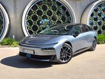 Čínská automobilka Xpeng uvede brzy i na český trh pětimetrový liftback P7+. Ten se v Číně představil v roce 2024, teď ale prošel modernizací.