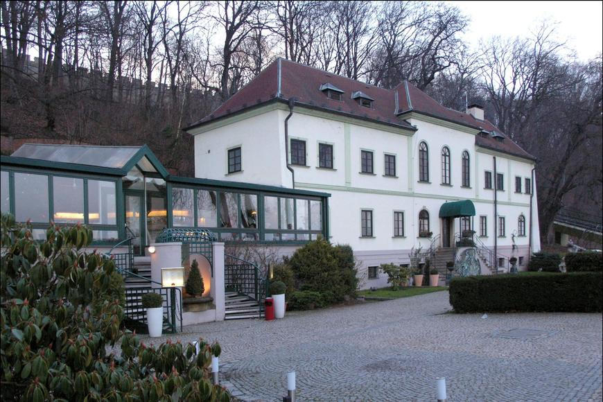 Boj o Nebozízek: Praha vypověděla nájem, restaurace se brání. Padlo trestní oznámení