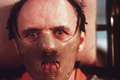 Anthony Hopkins jako vrah Hannibal Lecter ve filmu Mlčení jehňátek.