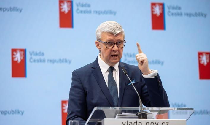 Schůze vlády, Karel Havlíček