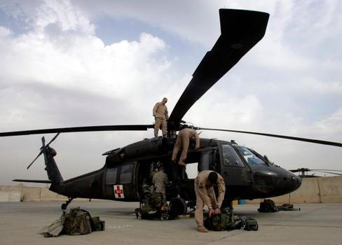 Vrtulník Blackhawk v Iráku