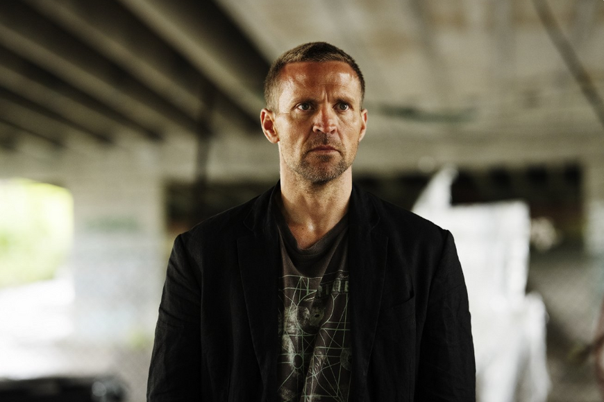 Seriál Harry Hole neví, kdy přestat. V nové krimi jde víc o detektiva než o vraždy