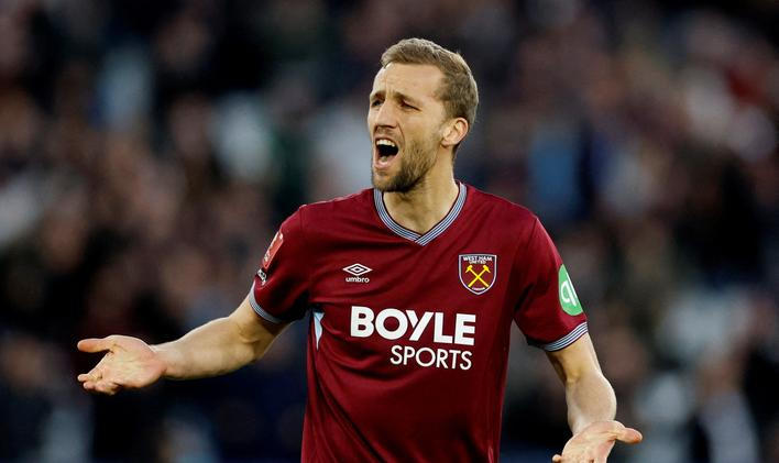 FA Cup - Quarter Final - West Ham United v Leeds United