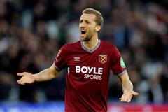 FA Cup - Quarter Final - West Ham United v Leeds United