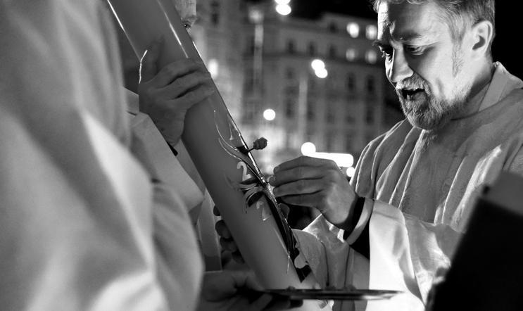 To je ta noc, o které bylo psáno: "Noc jako den se rozjasní"