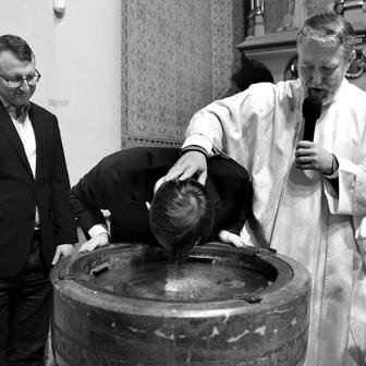 To je ta noc, o které bylo psáno: „Noc jako den se rozjasní“