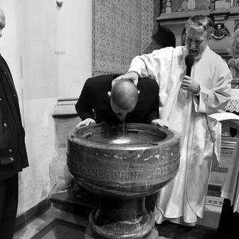 To je ta noc, o které bylo psáno: „Noc jako den se rozjasní“