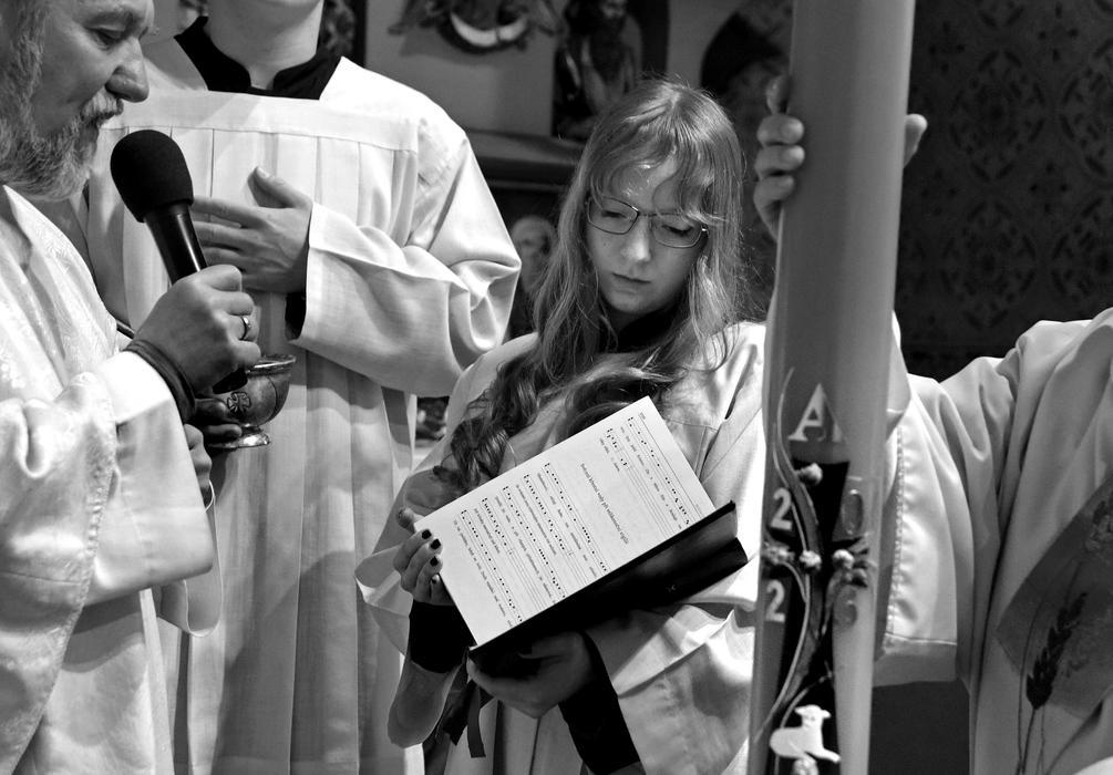 To je ta noc, o které bylo psáno: „Noc jako den se rozjasní“