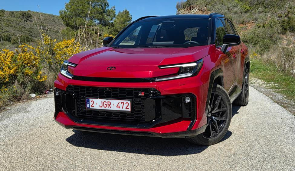 Toyota RAV4 přijíždí na trh v šesté generaci jako hybrid a plug-in hybrid.