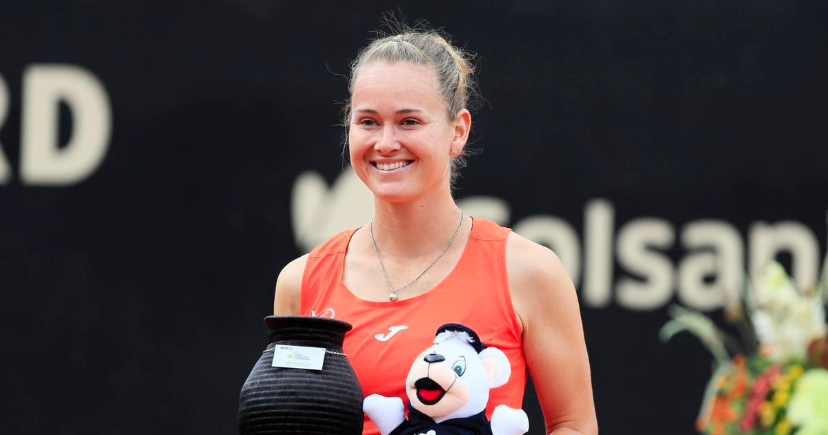 Česko, továrna na tituly. Bouzková ustála kolaps, Kolumbijci se smáli jejímu přešlapu