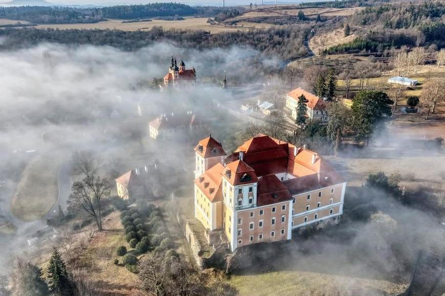 Tajemství zapečetěné rakve. Jak zemřela poslední hraběnka z Valče v divokém roce 1945