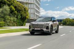 Čtyřkolka hybridní i plug-in hybridní navíc utáhne přívěs o hmotnosti až 2 tuny.