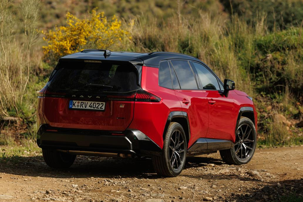 Ten se loni stal dokonce nejprodávanějším autem na světě, v Česku byla populárnější jen Corolla.