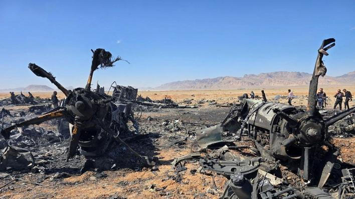 Social media image appears to show U.S. aircraft wreckage in Iran