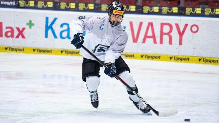 Jasurbek Rustamchonov v juniorské extralize