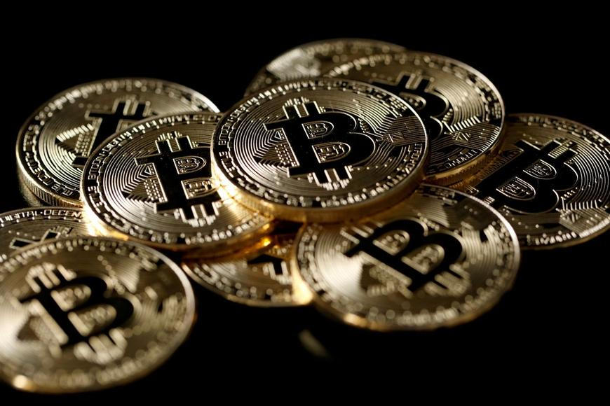 Zradily ho chyby v pravopise. Takto měli odhalit identitu skutečného tvůrce Bitcoinu Zradily ho chyby v pravopise. Takto měli odhalit identitu skutečného tvůrce Bitcoinu