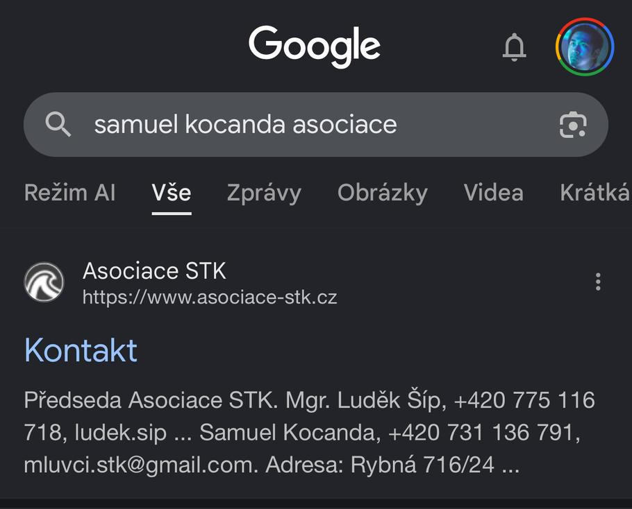 Výsledek vyhledávání na Googlu naznačuje, že Samuel Kocanda byl v minulosti zmíněn na webu Asociace STK jako mluvčí. Na stránkách o něm dnes není ani zmínka.