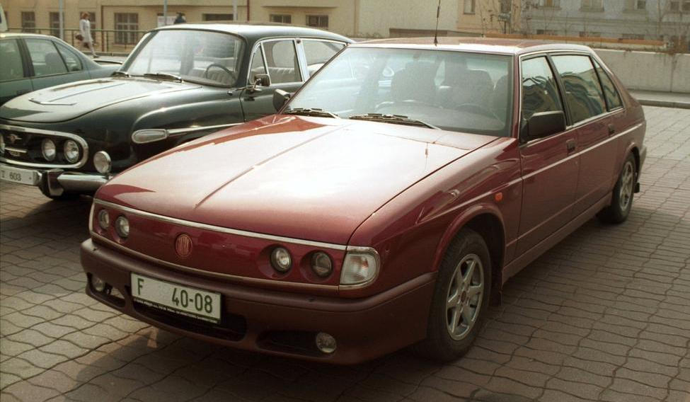 Tatra 700