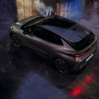 Nejvýše posazená je verze VZ se 166 kW, která má také řadu dalších vylepšení.