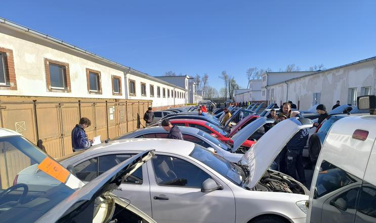 Odprodej nepotřebné vojenské techniky