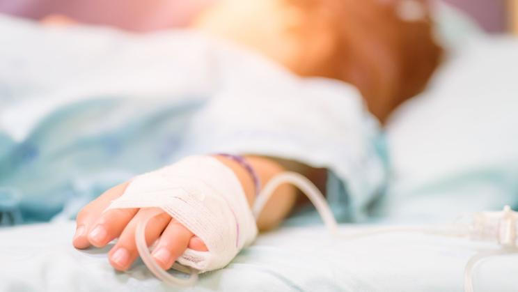 Ilustrační foto / Dítě / Nemocnice / Infúze / Ruka / Shutterstock