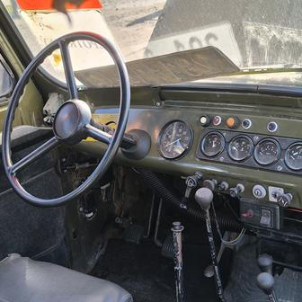 Odprodej nepotřebné vojenské techniky