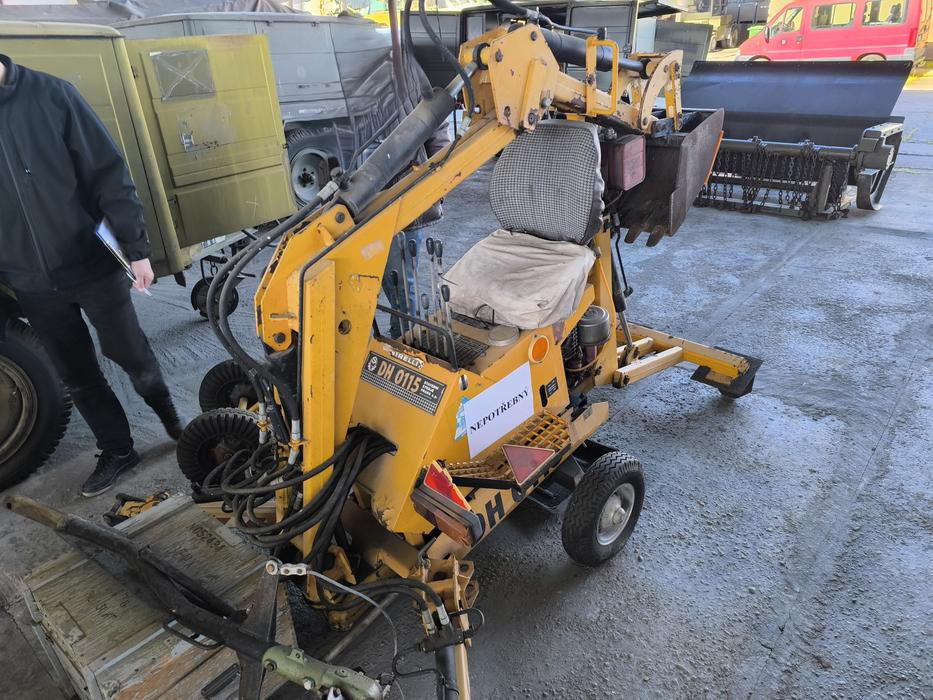 Odprodej nepotřebné vojenské techniky