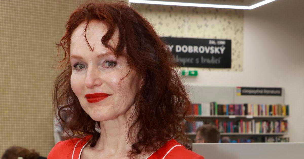 Sára Saudková