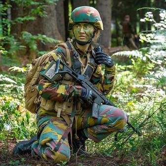 Princezny na cvičáku: Stíhačky, dril a vojenská služba budoucích panovnic