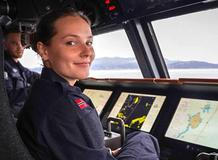 Princezny na cvičáku: Stíhačky, dril a vojenská služba budoucích panovnic