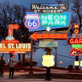  Sto let na silnici: Legendární Route 66 slaví jubileum