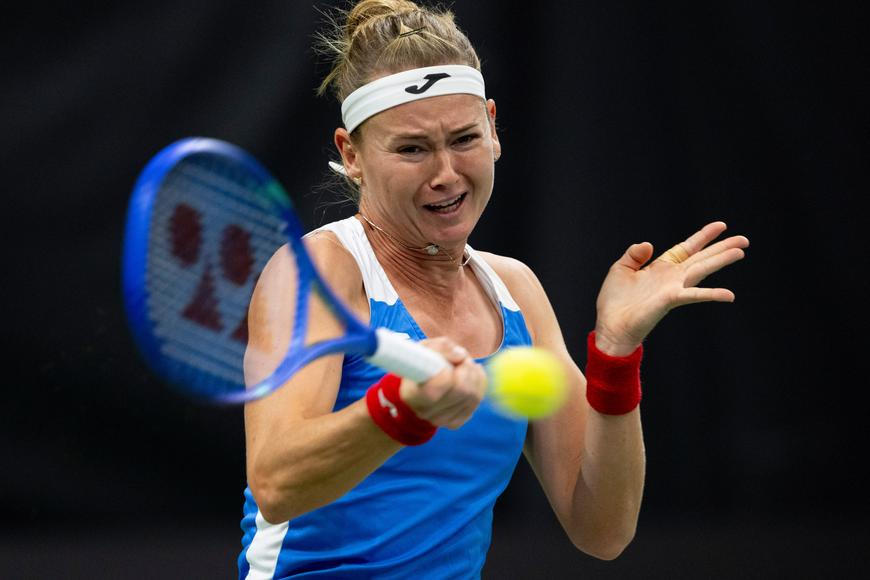 Bouzková bojovala, ale po velké bitvě padla. Češky v kvalifikaci BJK Cupu prohrávají 0:1